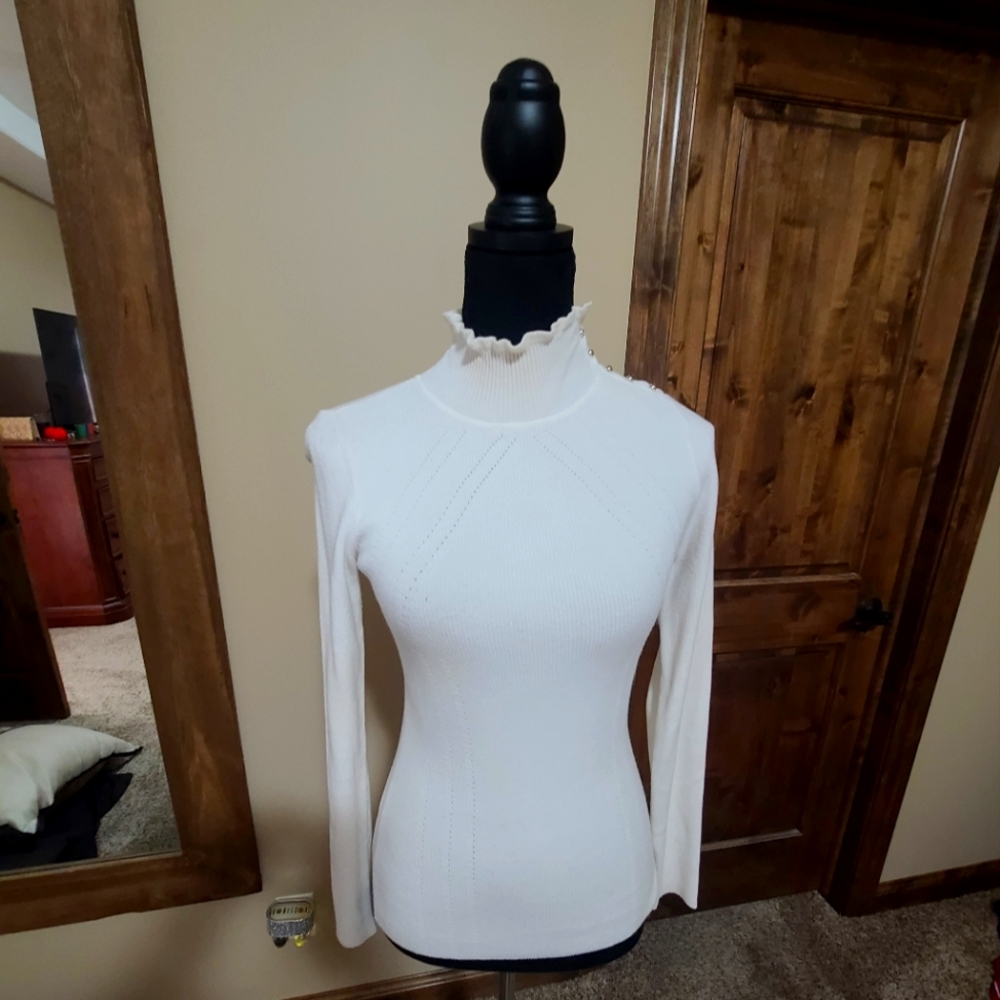 WHBM Lightweight sweater.